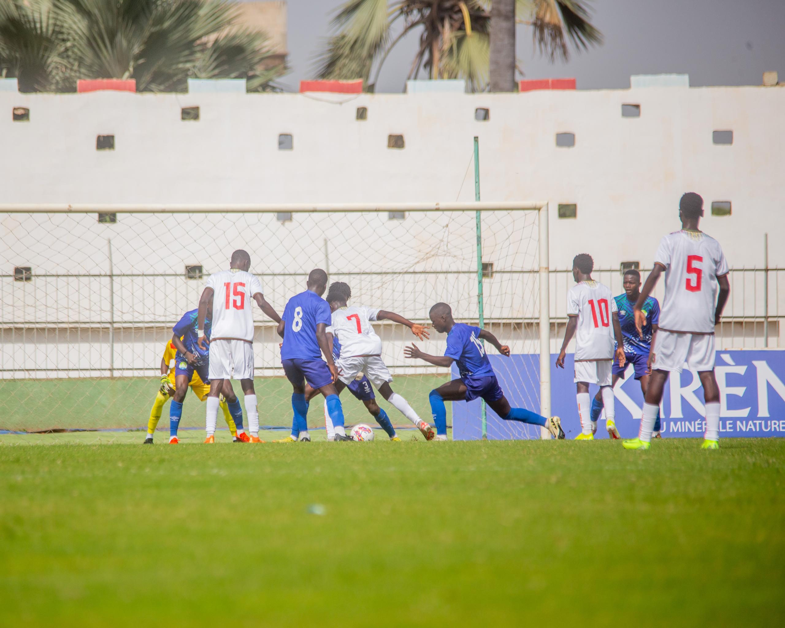 UFOA-A U17 (J1) : Belle entame des Aiglonnets
